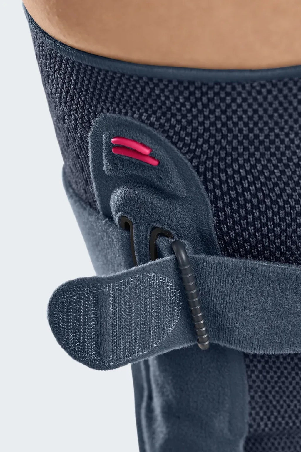 Kniebandage Genumedi pro von medi