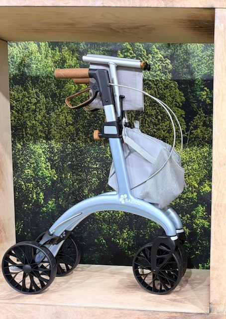 Carbon-Rollator CR Superlight von SALJOL