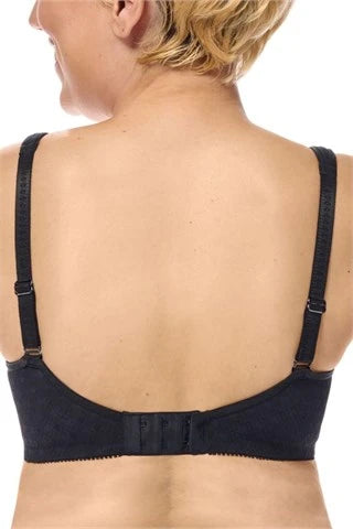 BH Tiana von amoena