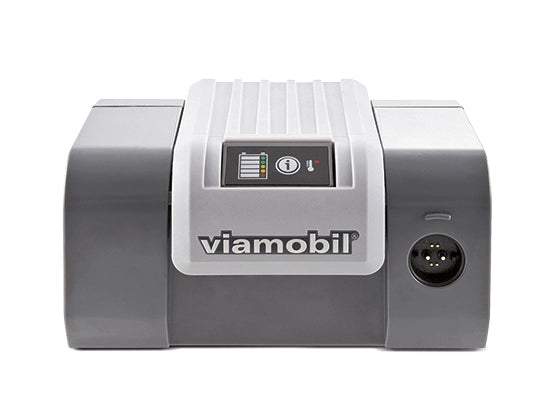 Akku des Alber viamobil V25 Schiebe- und Bremssystems – kompakter Lithium-Ionen-Akku mit Ladezustandsanzeige und Anschlussbuchse, Frontansicht